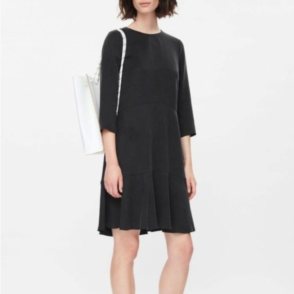 COS Black Circle-Cut Dress with Pockets 3/4 Sleeve